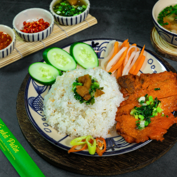 Cơm Sườn 