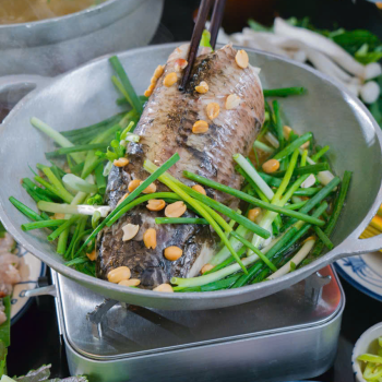 Đầu cá chiên hành 